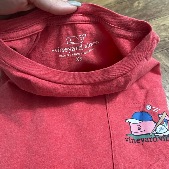 Vineyard Vines Baseball Red Men's Shirt Size XS - Picture 2 of 3
